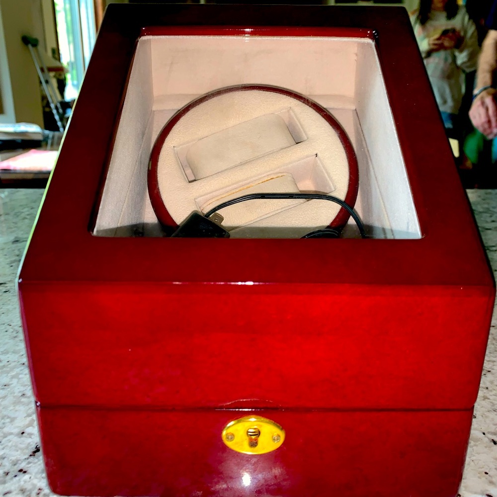 Kendall 5 Watch Reversible Movement Cherry Oak Holder